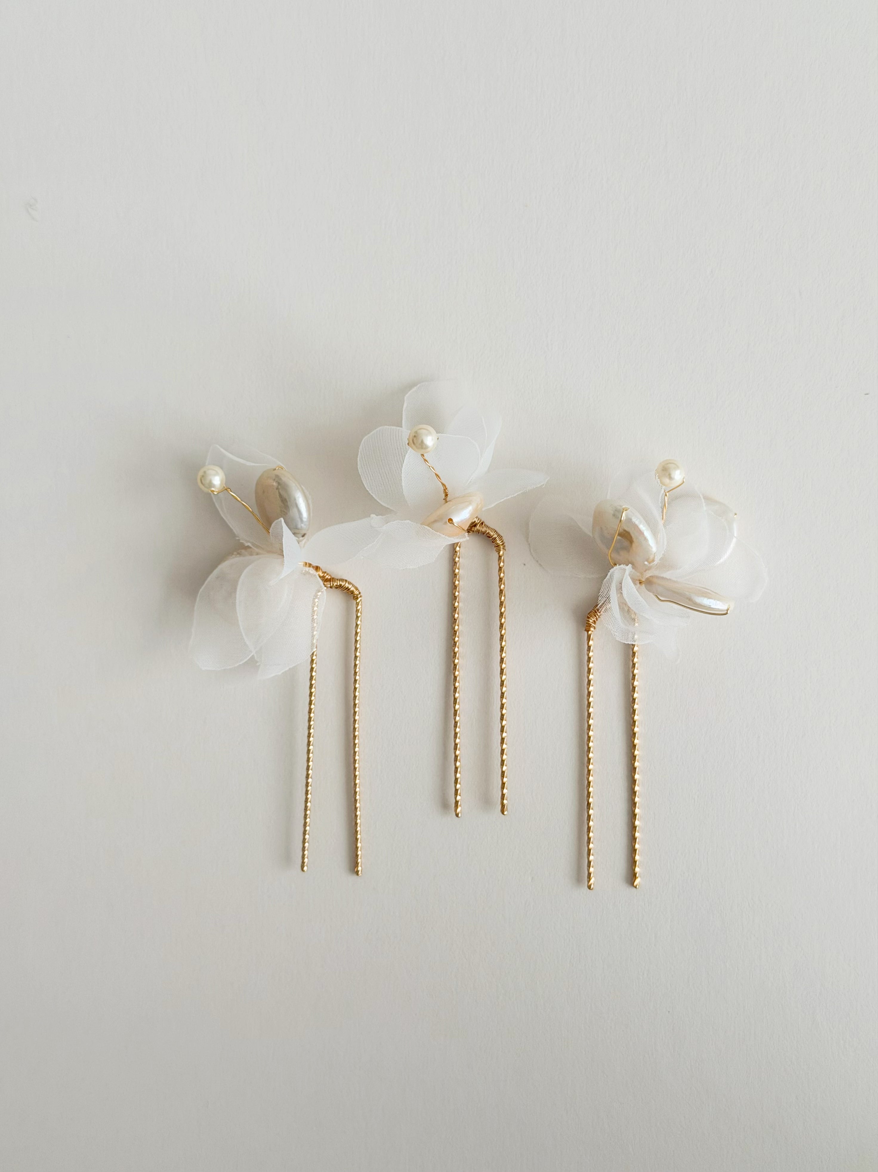 Chiffon Pearl Hair Pins