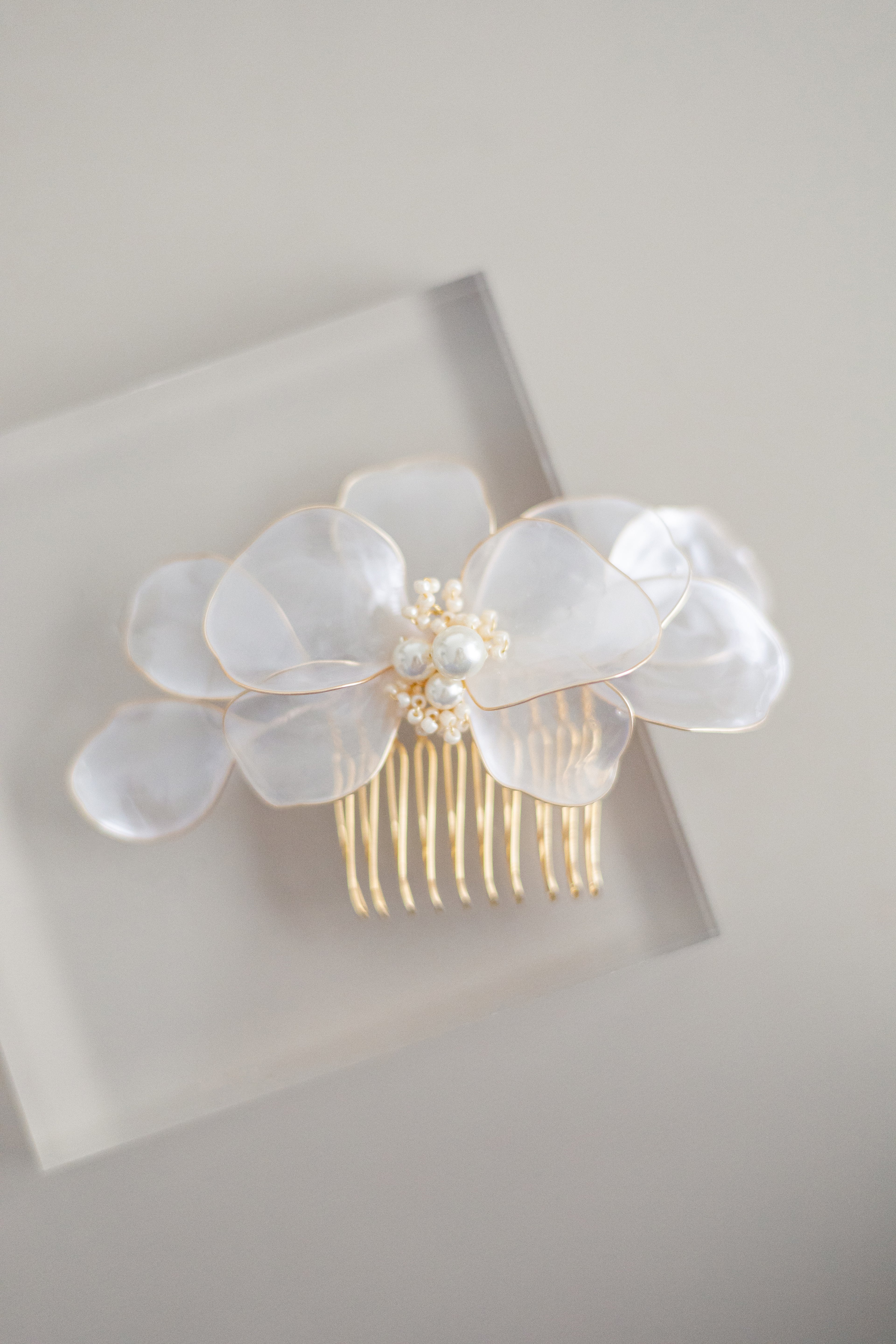 Orchid Comb