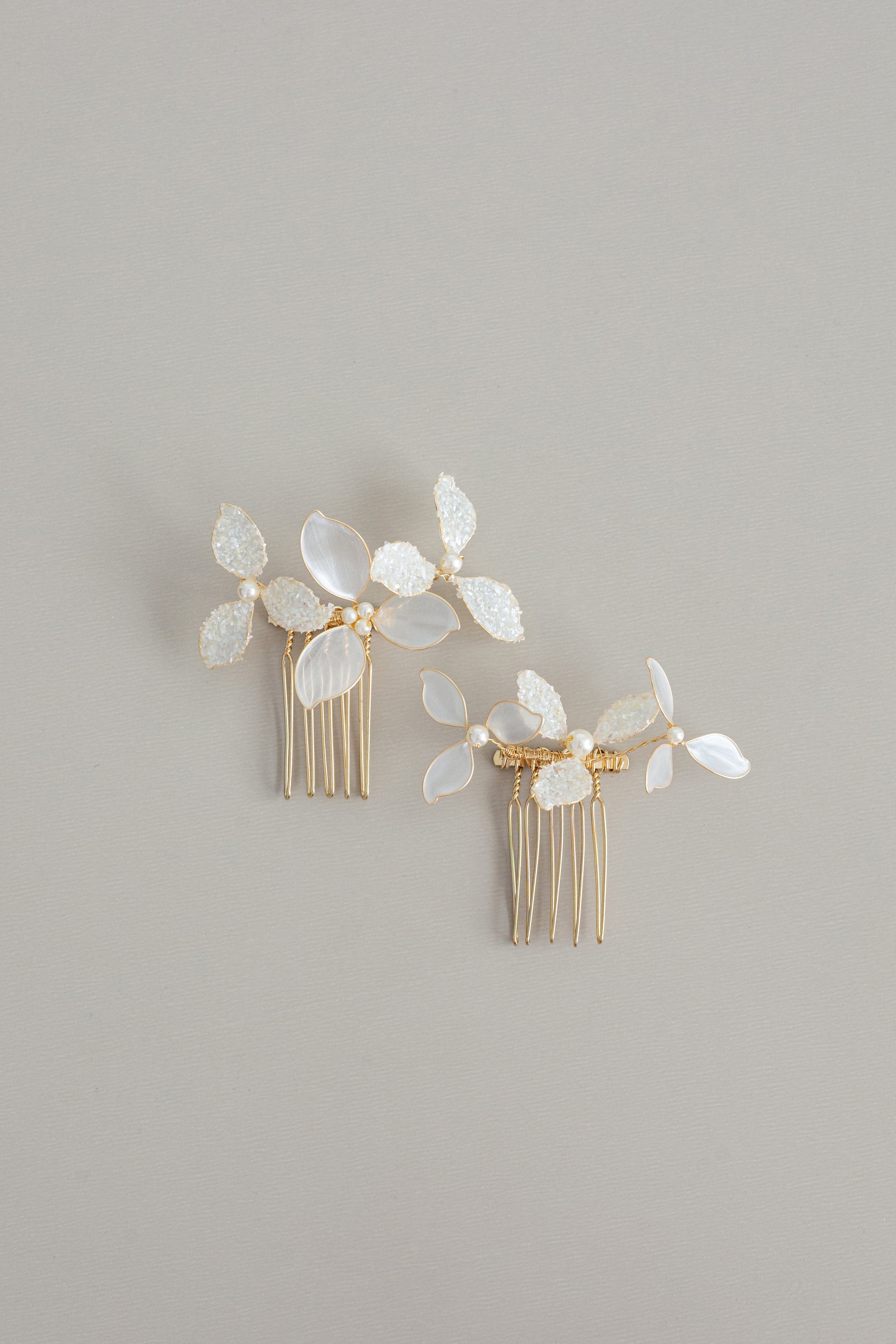 Frosted Petal Combs