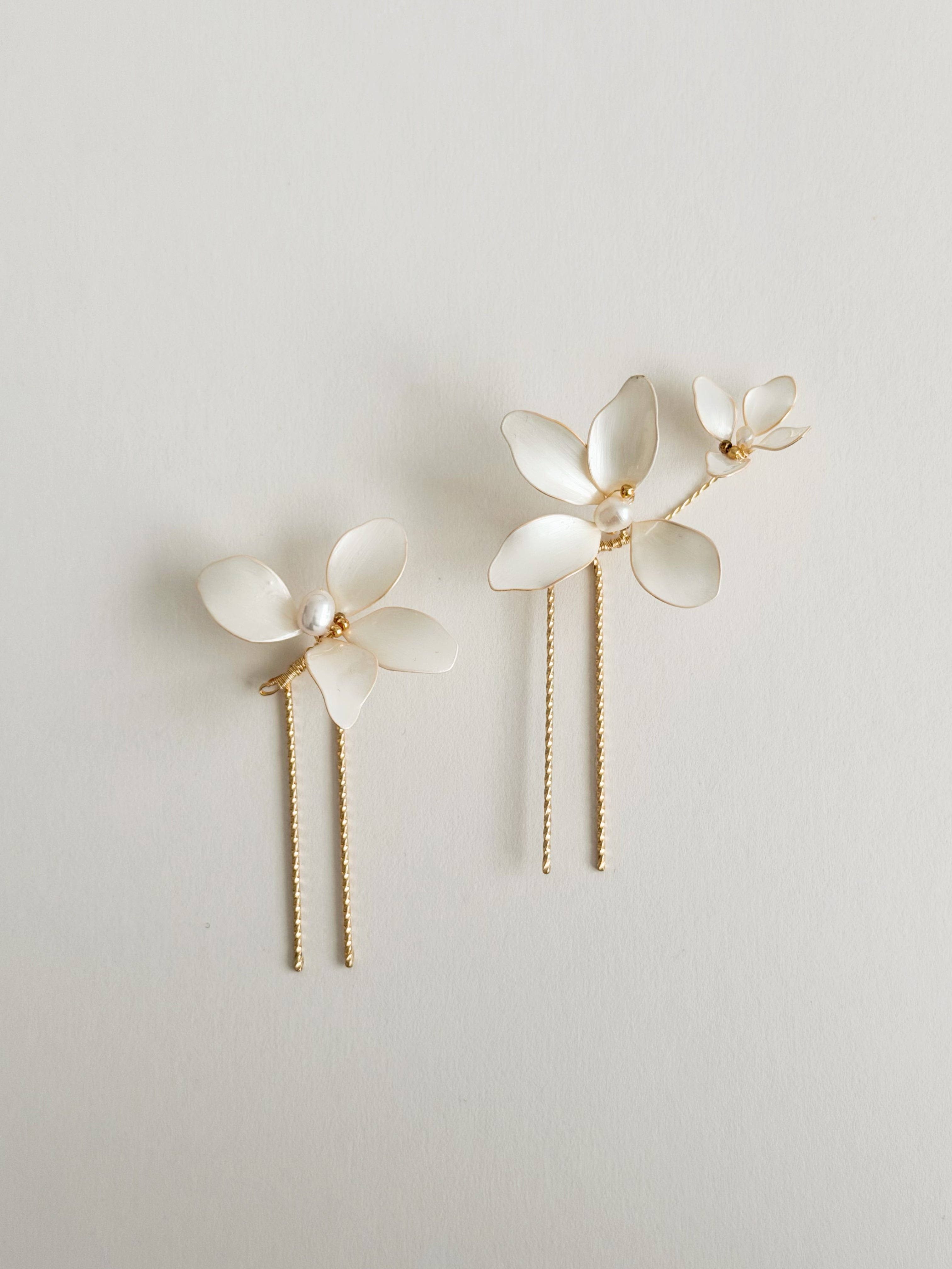 Ivory Petal Hair Pins