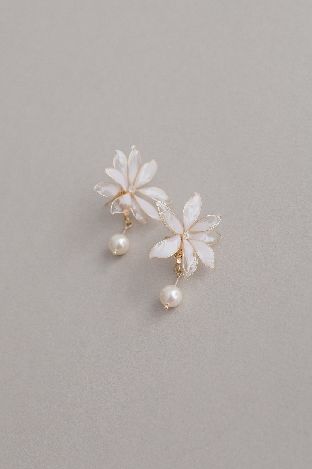 Petal Pearl Earrings